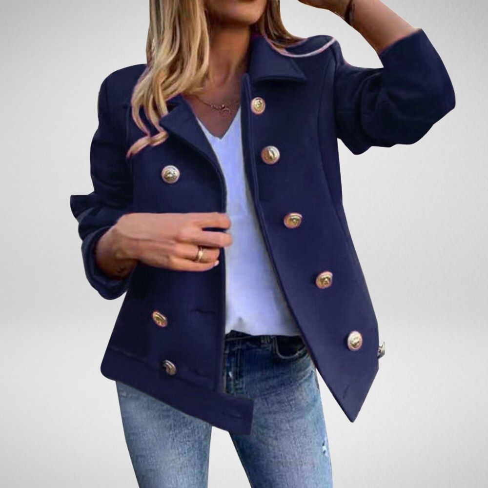 Laura - Designer trendy jas met gouden knoop detail