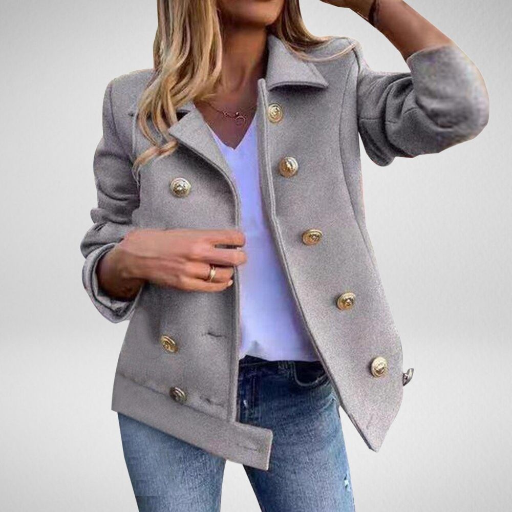Laura - Designer trendy jas met gouden knoop detail